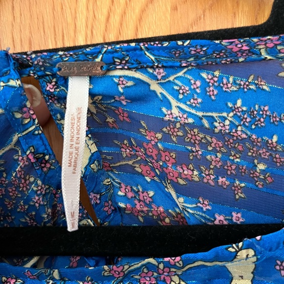 Free People floral sheer doman style blouse M - Picture 2 of 9